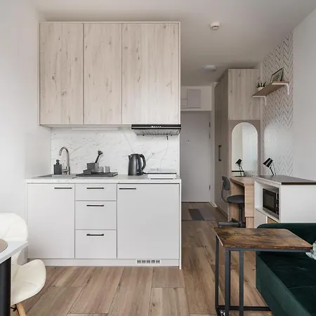Rentplanet - Fabryczna * Wroclaw